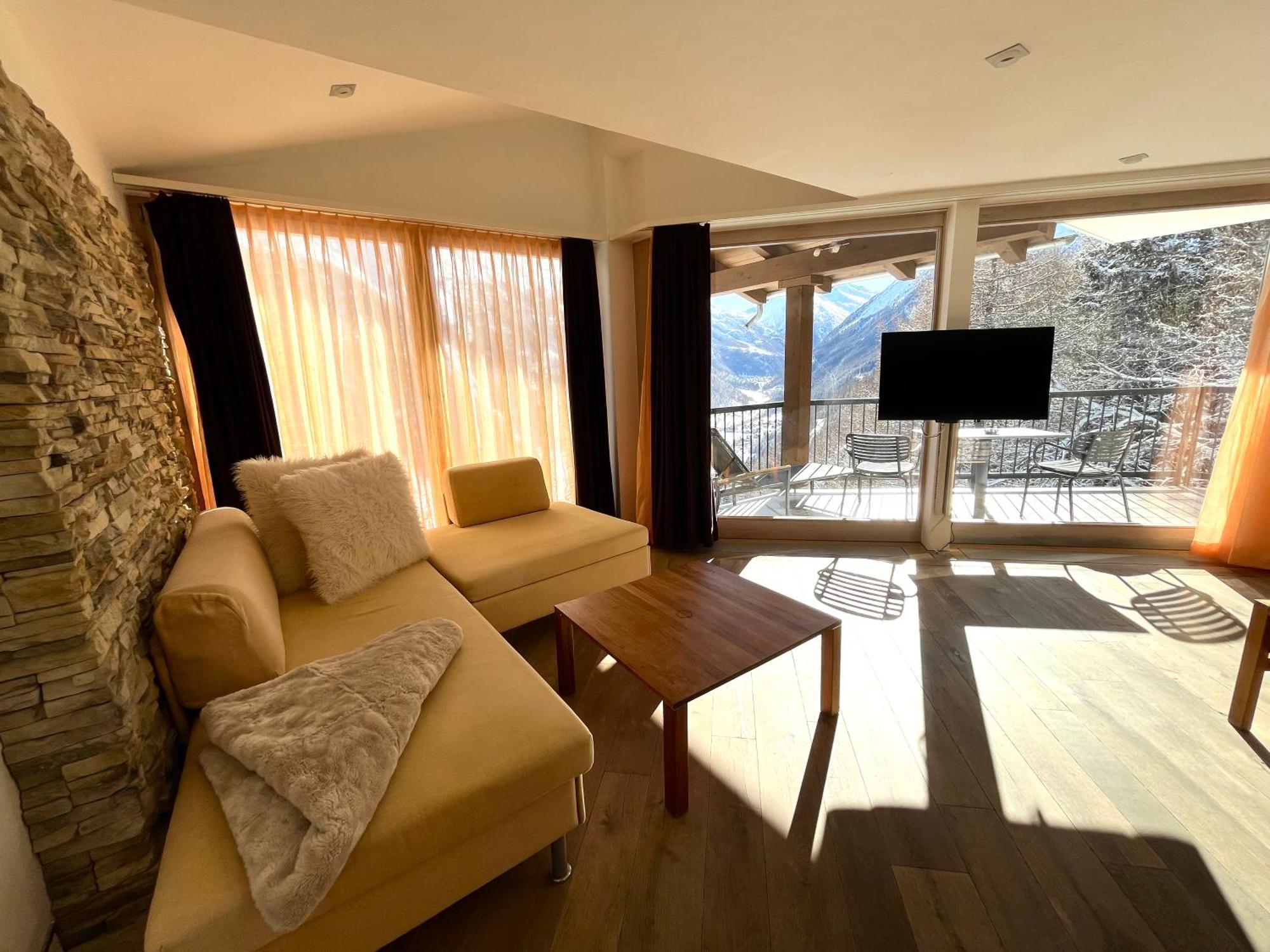 Hotel Waldhotel Fletschhorn Panoramic Retreat In Fee 4*